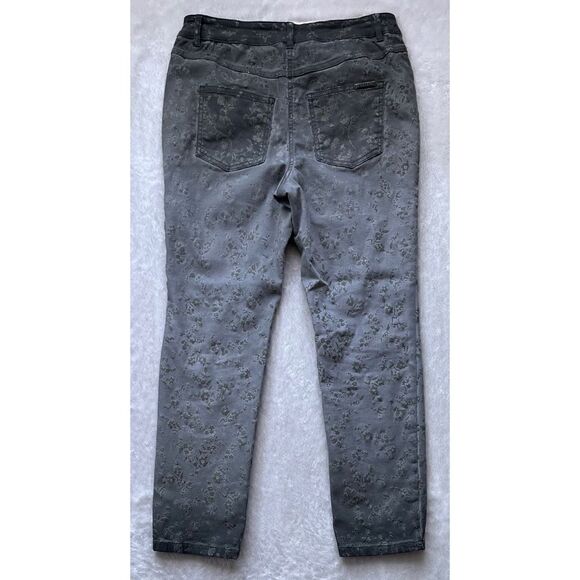 MADELEINE Slim Five Pocket with Flock Print Ombré Effect in Sage Green, Size 8P - Picture 12 of 16